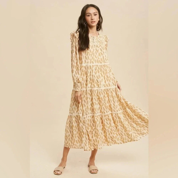 NWT Shop Stevie Long Sleeve Tiered Flowy Maxi Dress - Picture 1 of 9